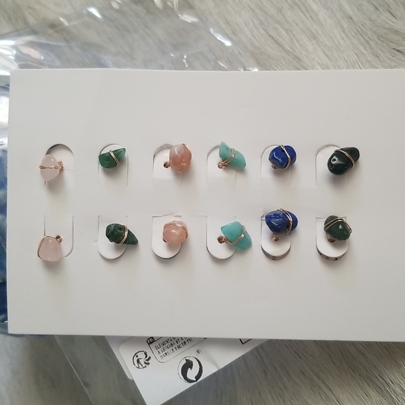 Raw Stone Earrings - Picture 7 of 8